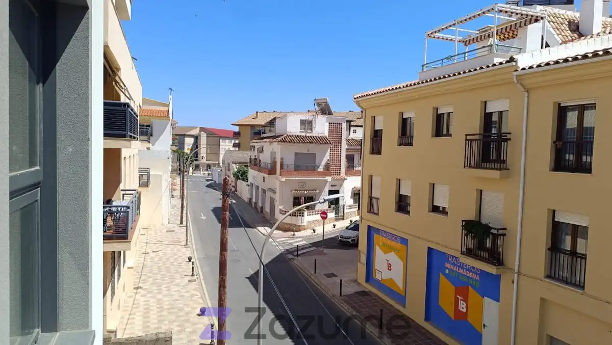 Vista exterior de Piso de alquiler en Benalmádena con Aire acondicionado, Parquet y Terraza
