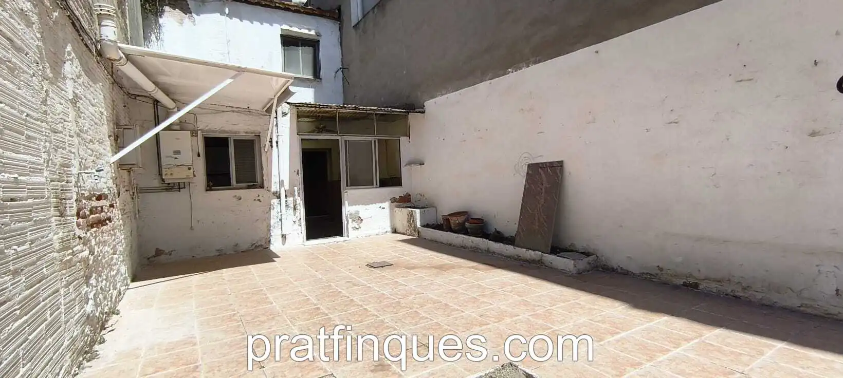 Exterior view of Houses for sale in El Prat de Llobregat  with Heating, Private garden and Terrace