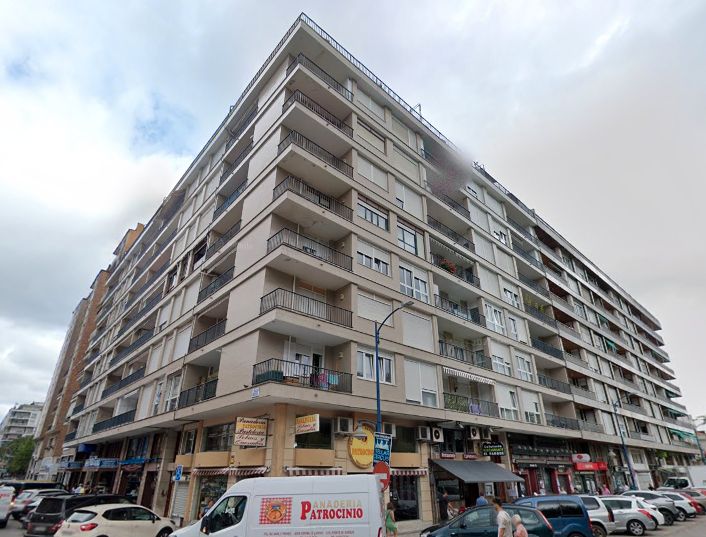 Flat for sale in Avenida de España, Centro