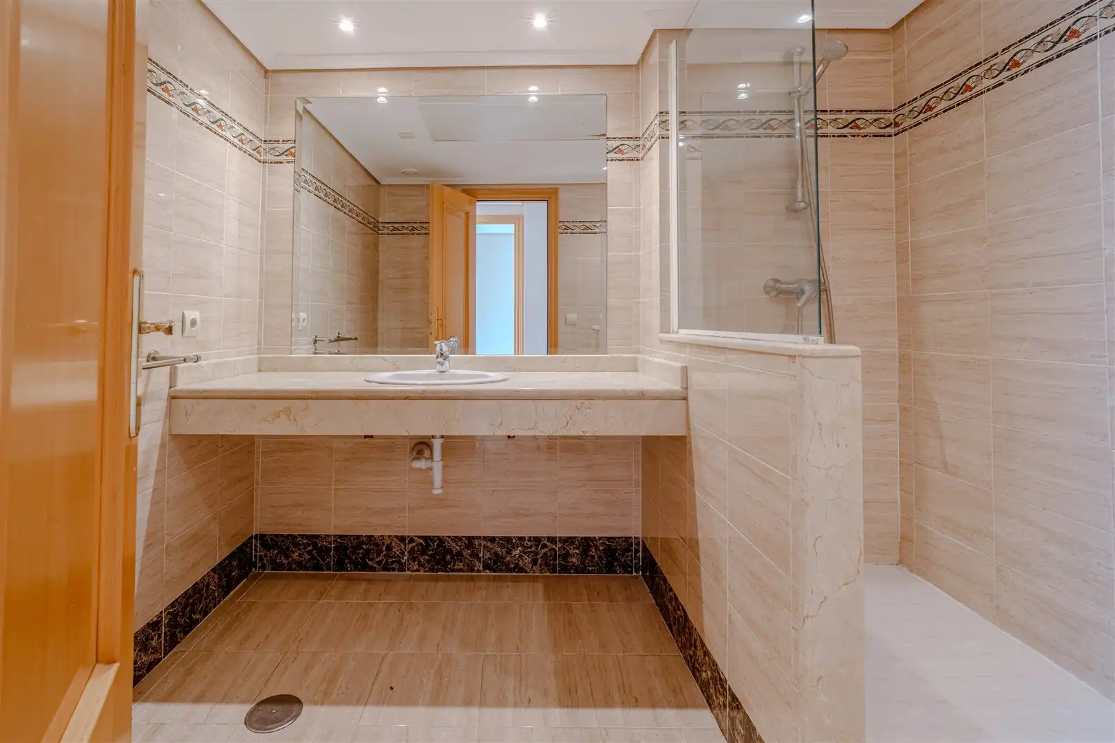 Bany de Casa o xalet en venda en Estepona