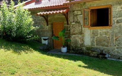 Jardí de Casa o xalet en venda en Ponteareas amb Piscina