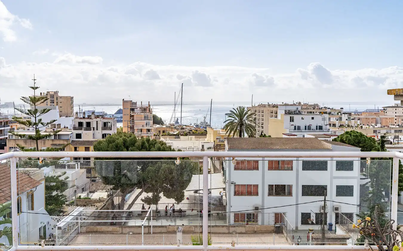 Casa adosada en venda a El Terreno