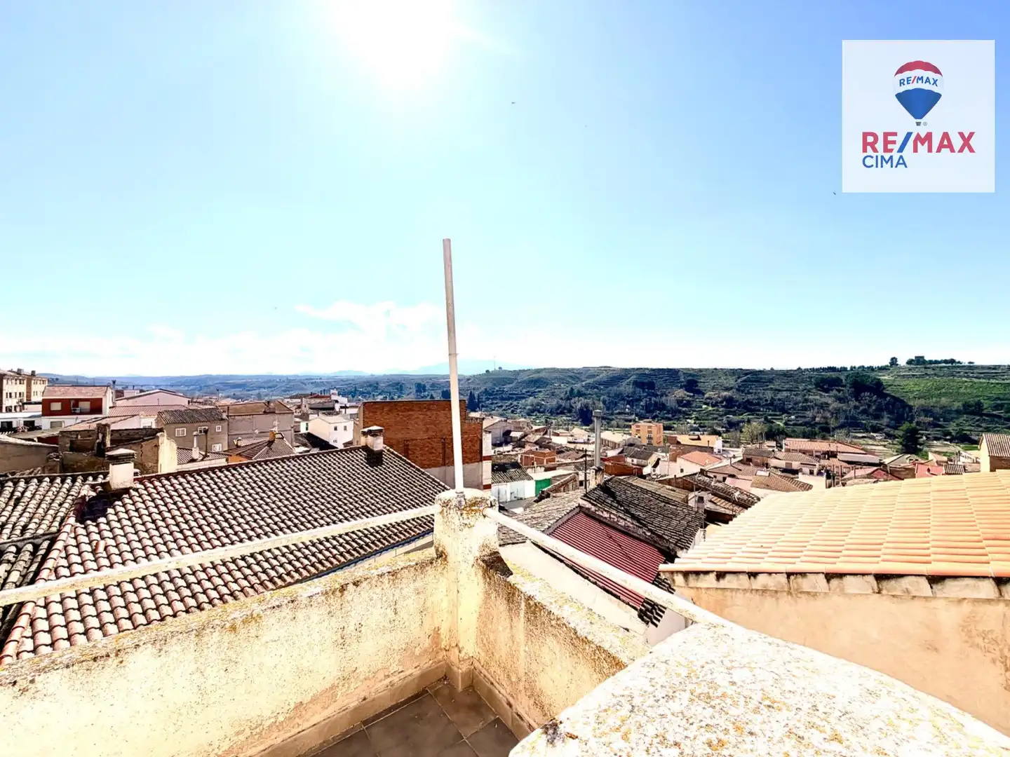 Vista exterior de Casa o chalet en venta en Cúllar con Terraza y Amueblado