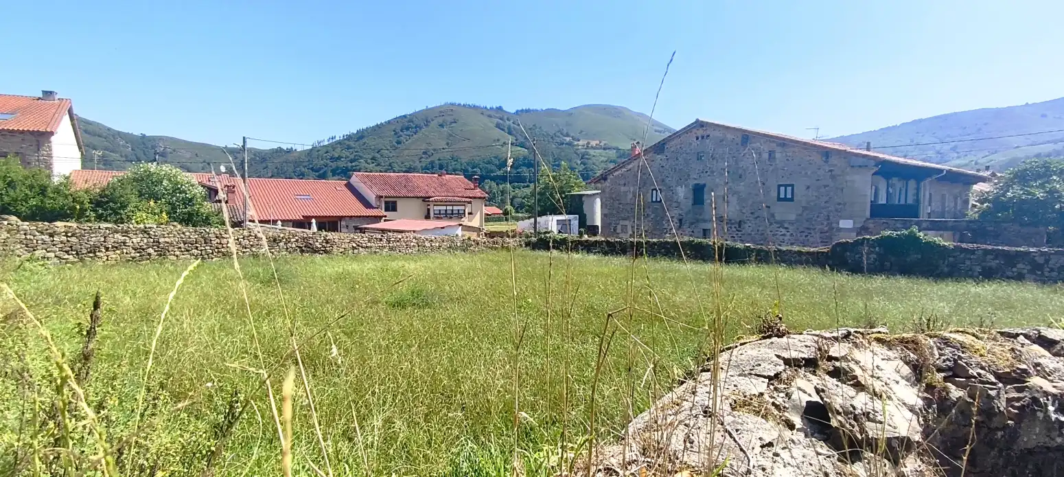 Residencial en venda en Ruente