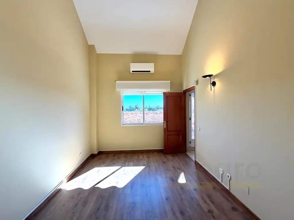 Dormitori de Casa adosada en venda en Majadahonda
