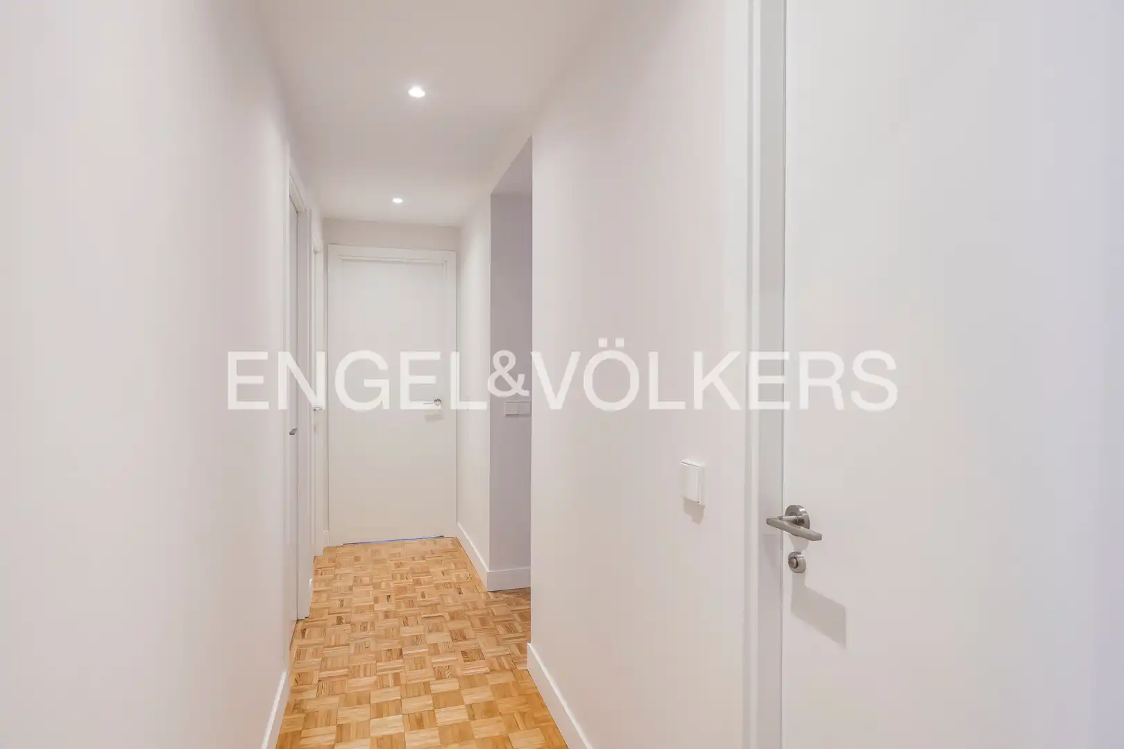 Flat for rent in Madrid  with Air Conditioner, Heating and Parquet flooring