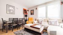 Living room of Flat for sale in  Madrid Capital