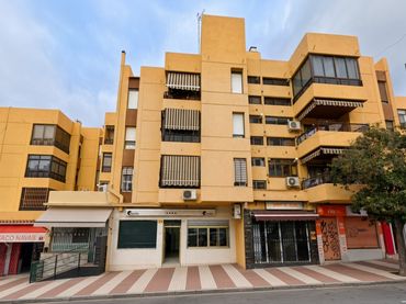 Baixos amb ascensor en venda a Marbella Centro