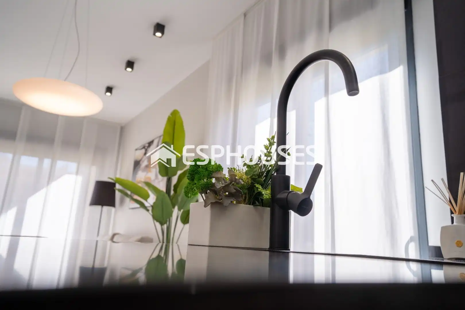 Kitchen of Ground floor for sale in Pilar de la Horadada  with Terrace, Balcony and Community pool