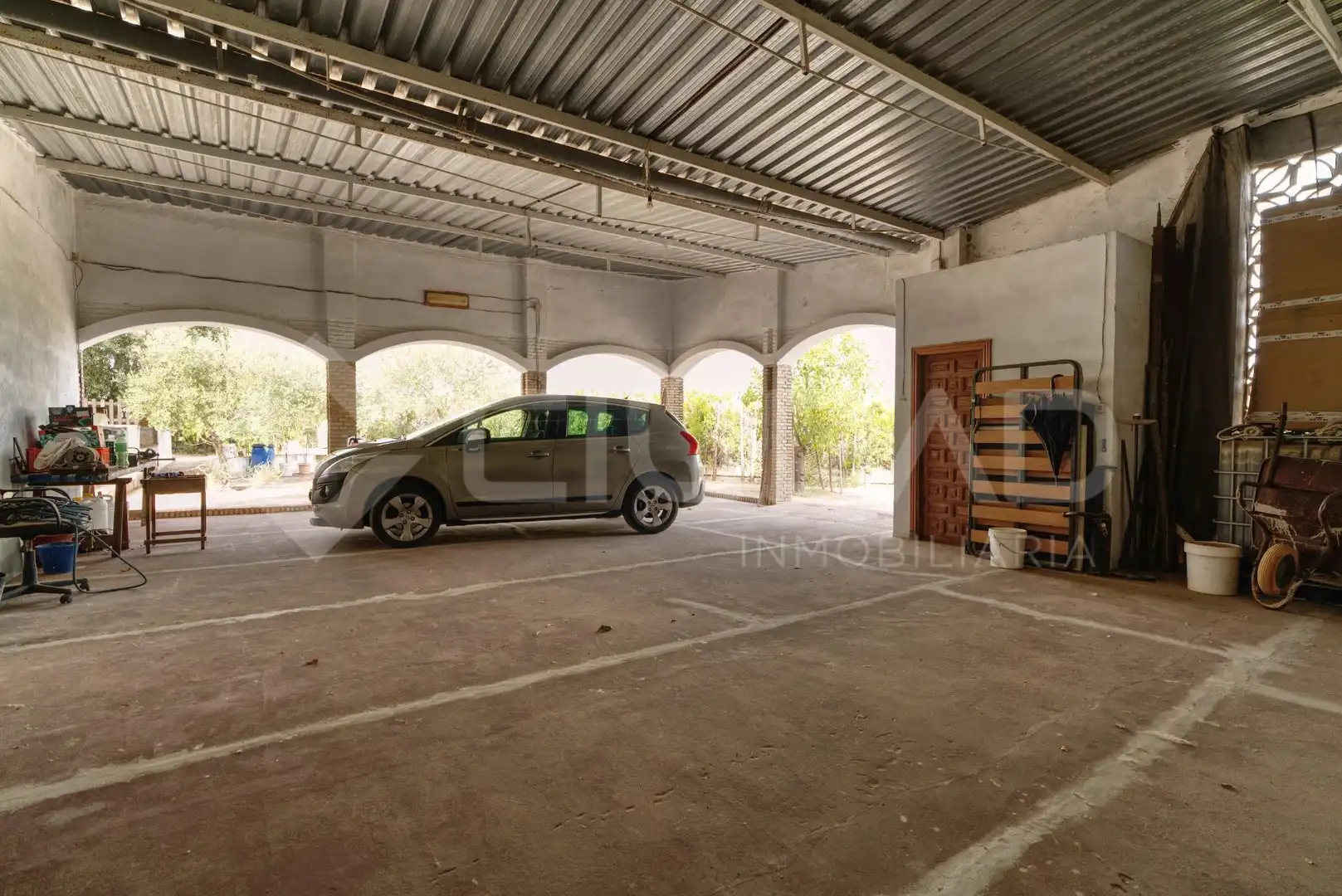 Aparcament de Casa o xalet en venda en El Viso del Alcor