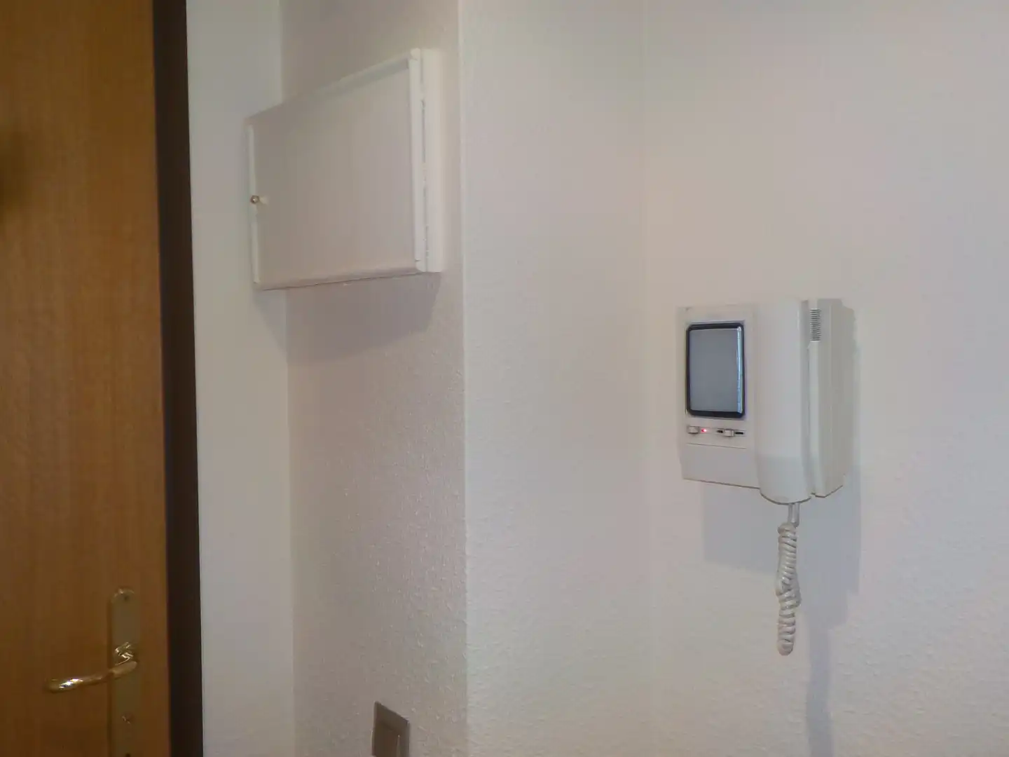 Flat for sale in Valencia  with Air Conditioner, Furnished and Oven