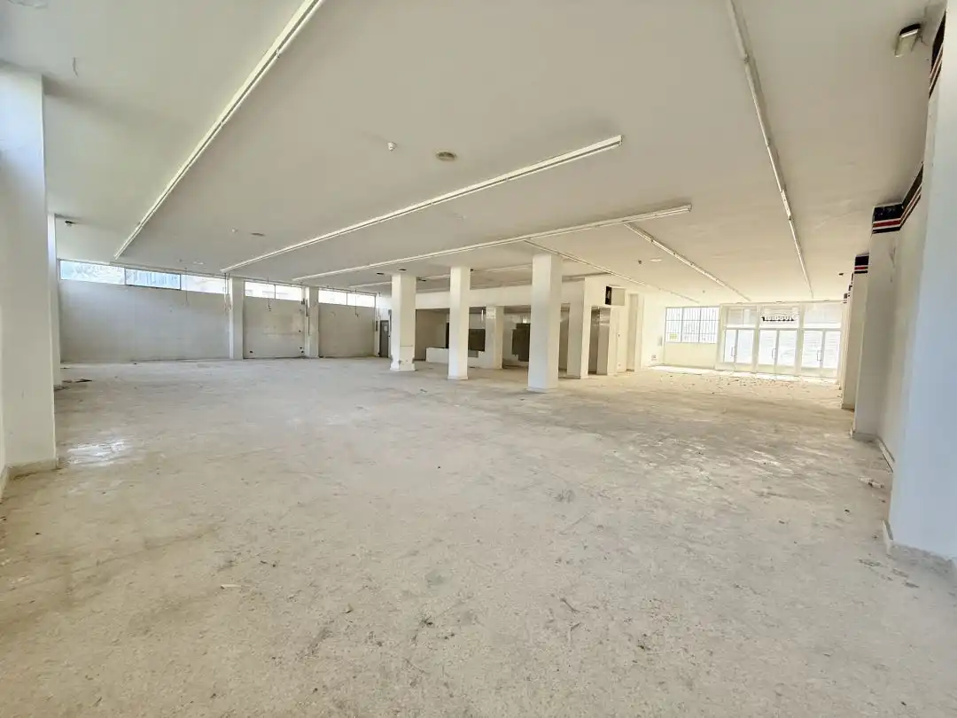 Local comercial en venda a Pedro Muguruza Etorbidea, imagen 12
