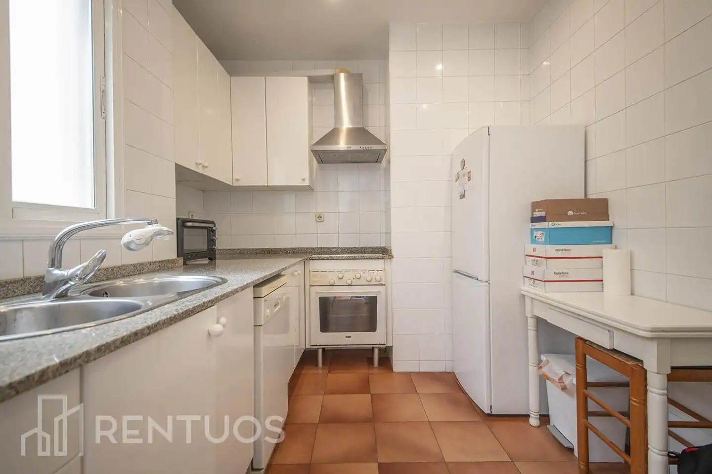 Küche von Wohnung zur Miete in Barcelona mit Klimaanlage und Terrasse