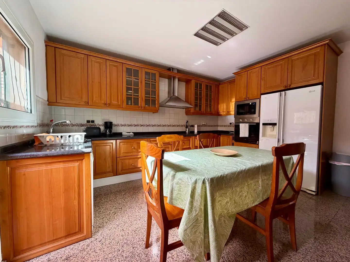 Kitchen of Detached homes for sale in Marbella  with Terrace and Balcony