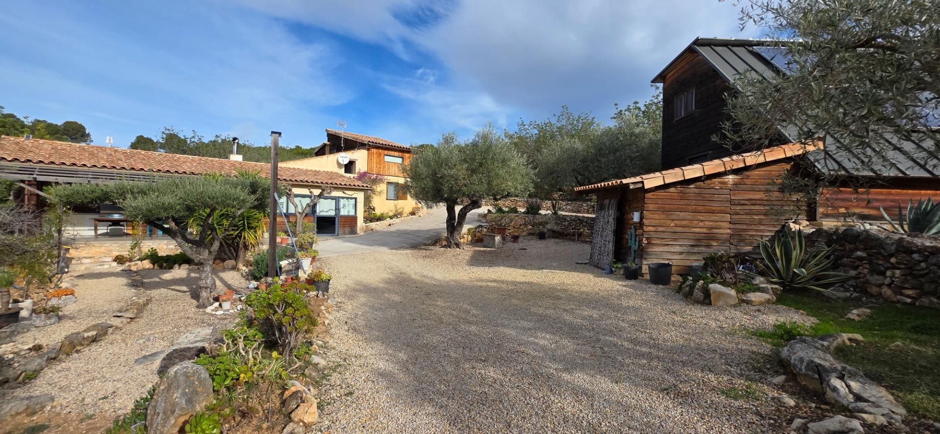 Vista exterior de Finca rústica en venda en L'Ametlla de Mar  amb Jardí privat, Terrassa i Traster
