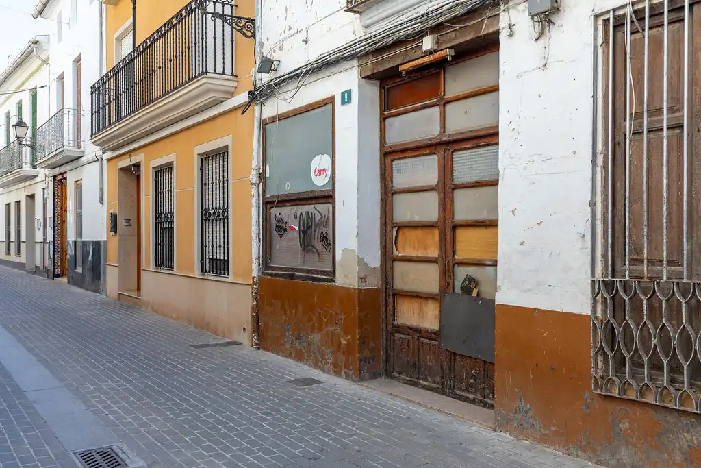 Exterior view of Commercial properties for sale in Llombai