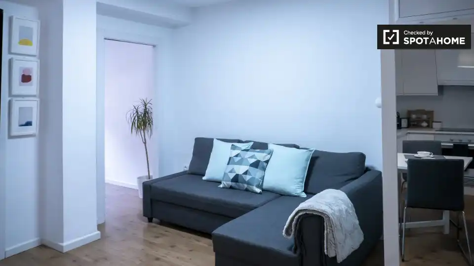 Living room of Flat for rent in Valencia  with Air Conditioner, Heating and Furnished
