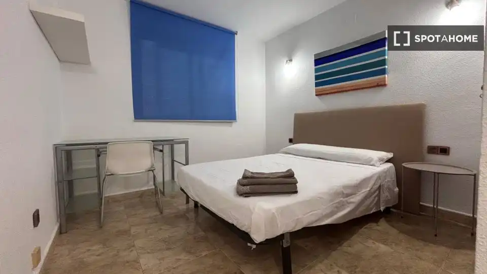 Bedroom of Flat for rent in Moncada  with Air Conditioner, Heating and Furnished