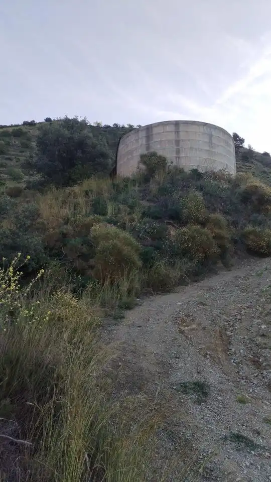 Casa rustica con giardino in vendita a Camino del rescate