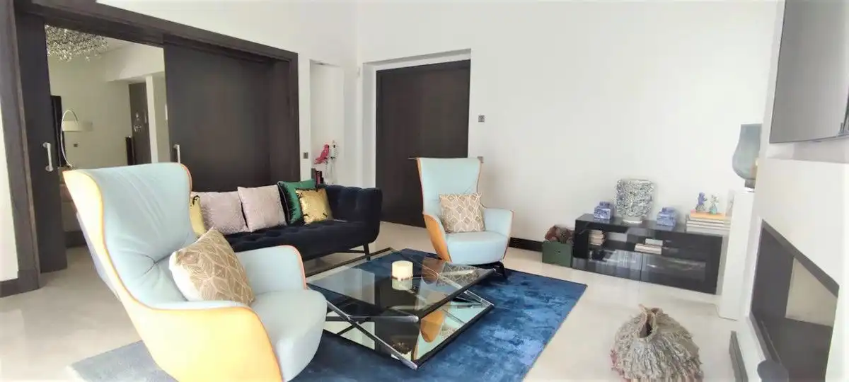 Sala de estar de Casa o chalet en venta en Benahavís con Aire acondicionado, Jardín privado y Terraza