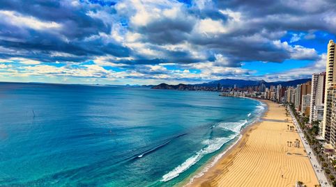 Foto 2 de Piso en venta en Avenida de Madrid, Playa Levante, Benidorm