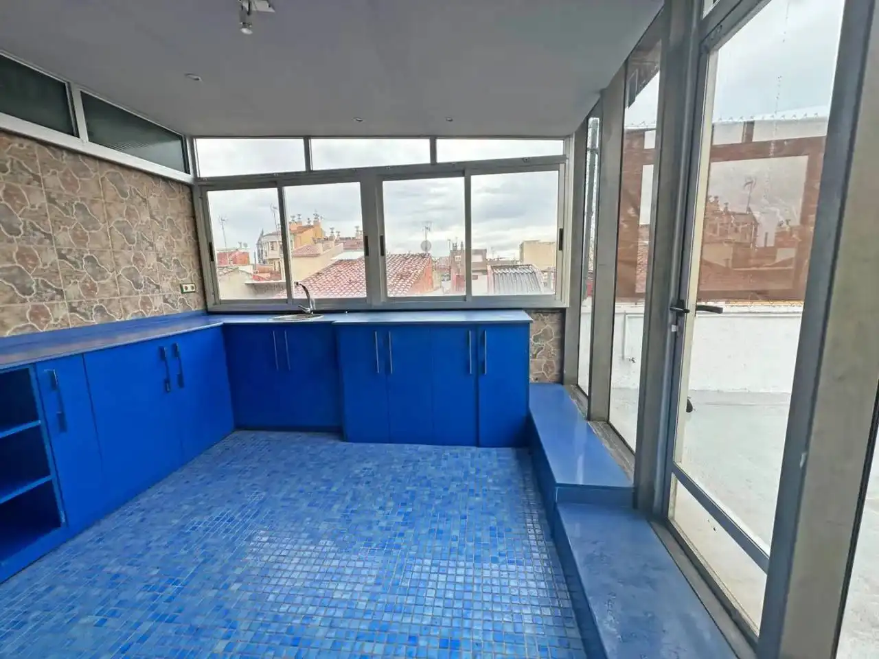 Cuina de Dúplex en venda en Terrassa amb Calefacció, Terrassa i Moblat