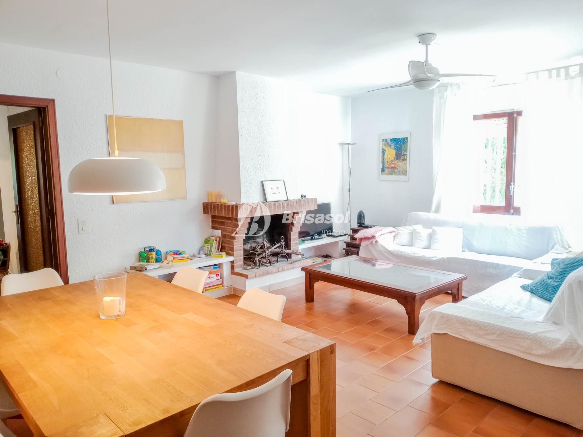 Living room of Single-family semi-detached for sale in Cambrils  with Heating, Private garden and Terrace