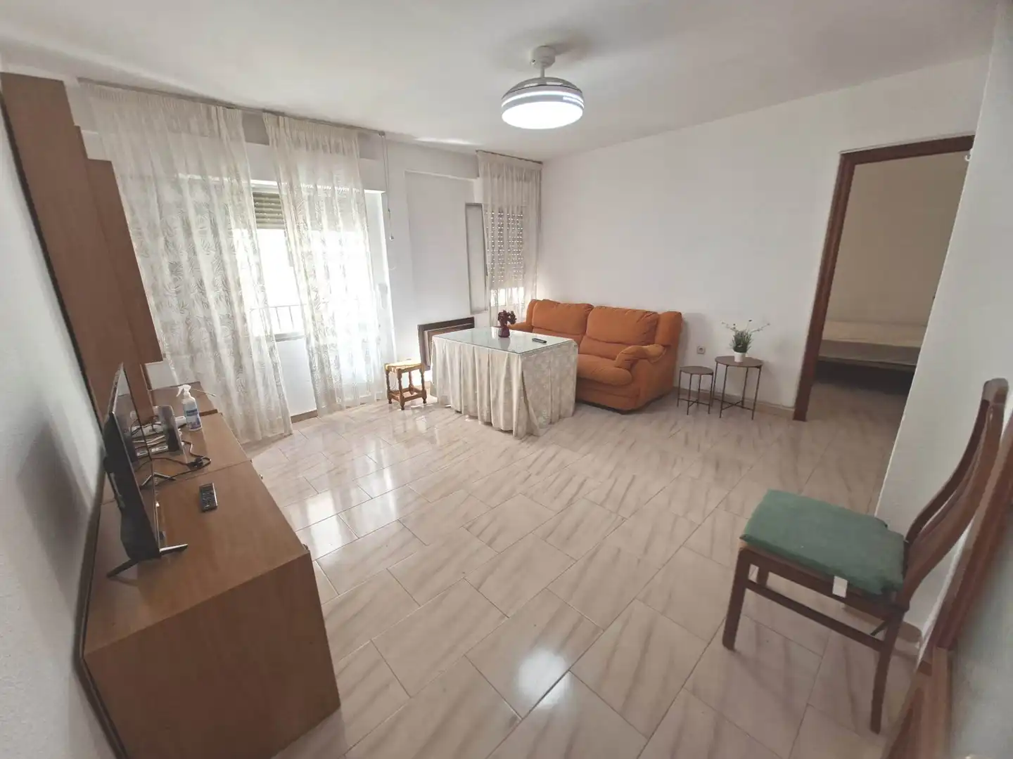 Living room of Flat for sale in Córdoba  with Air Conditioner, Heating and Furnished