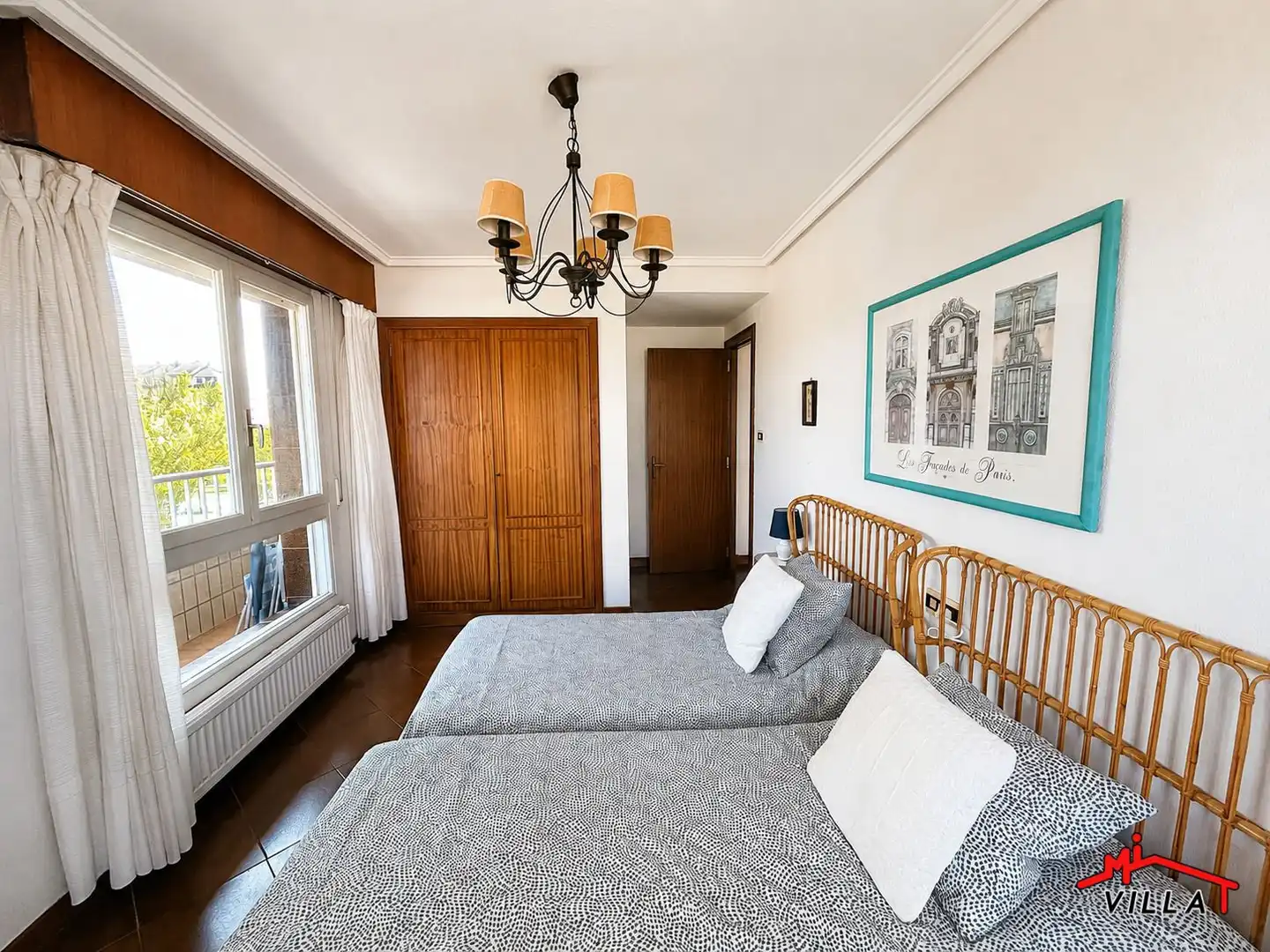 Habitación de Piso en venta en Laredo con Calefacción y Terraza