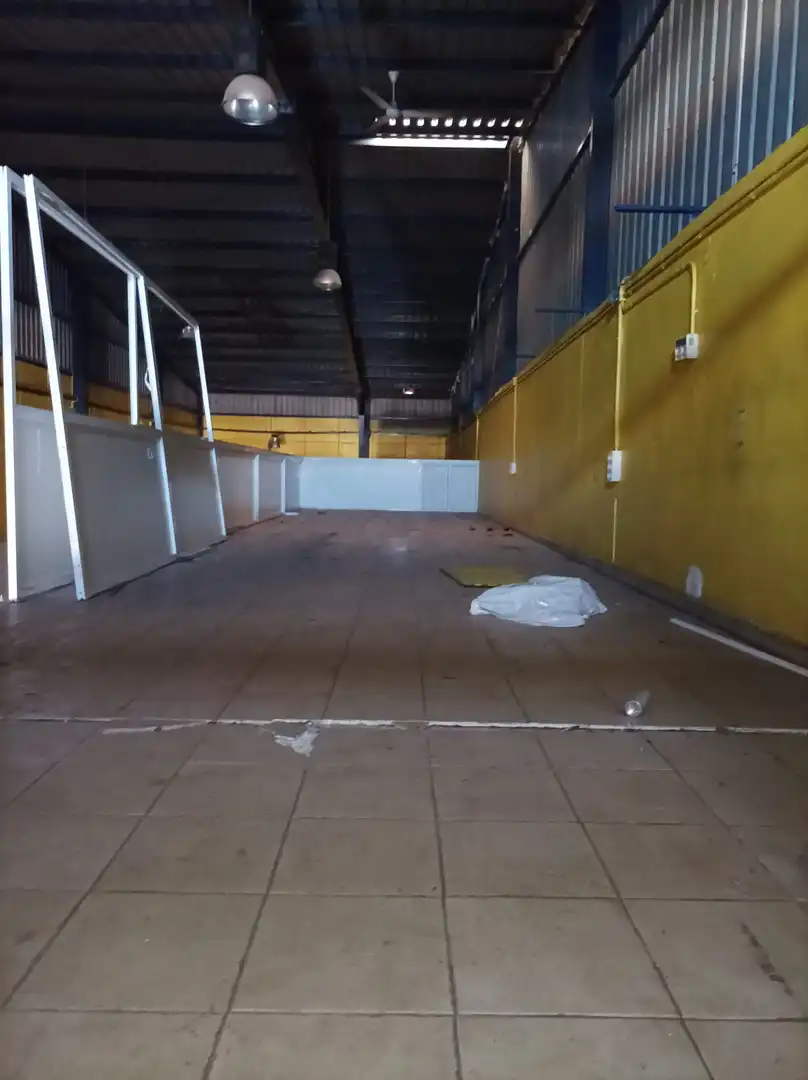 Nau industrial en venda en Melilla