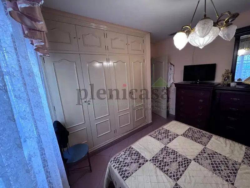 Dormitori de Casa o xalet en venda en Punta Umbría amb Aire condicionat, Calefacció i Jardí privat