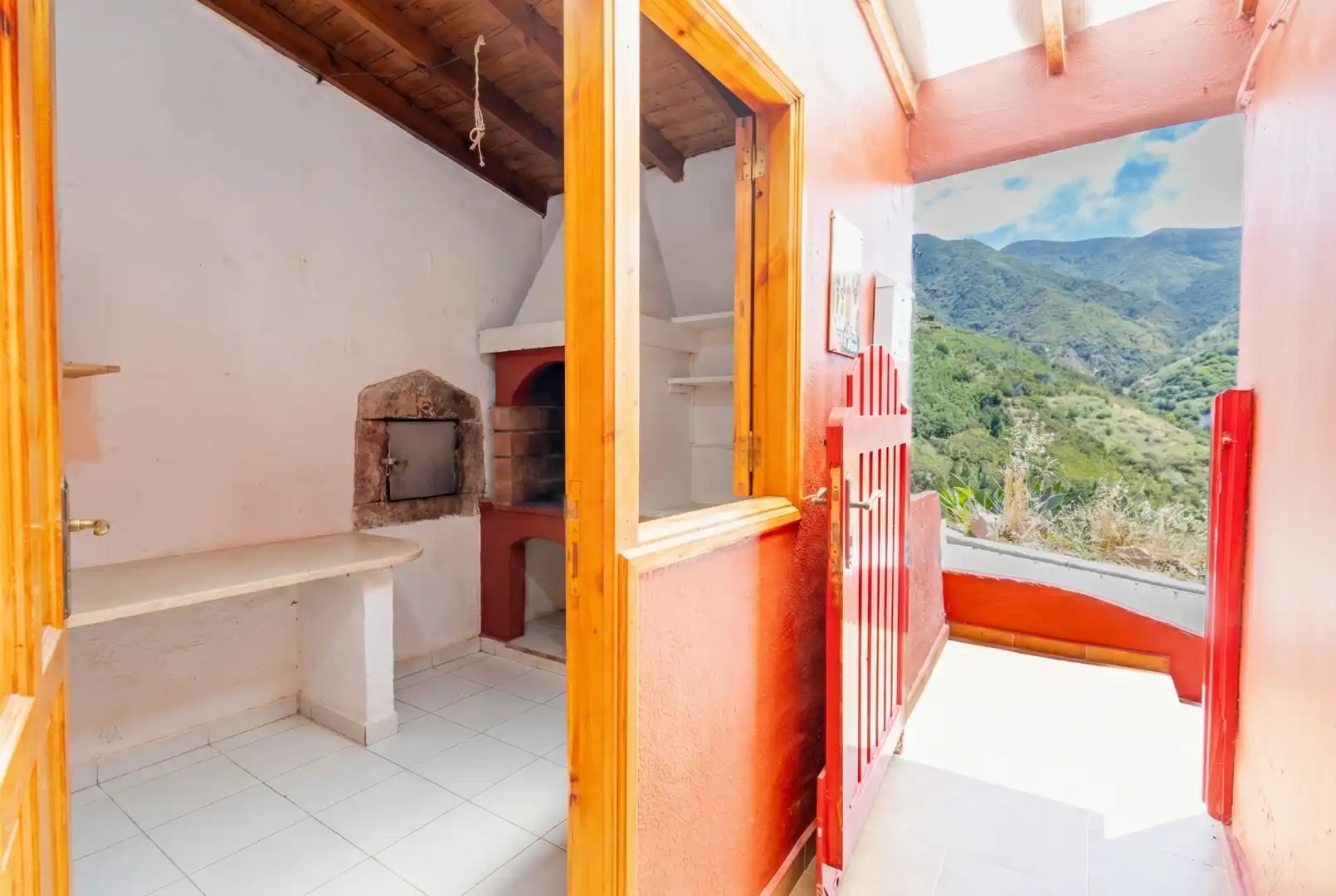 Cocina de Casa adosada en venta en Vallehermoso con Terraza, Amueblado y Horno