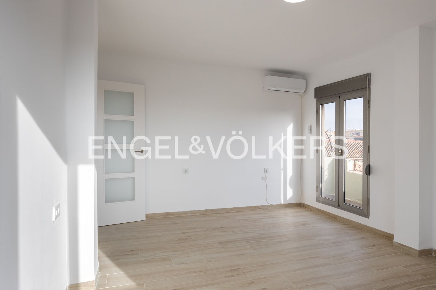 Bedroom of Apartment to rent in  Valencia Capital  with Air Conditioner, Heating and Storage room