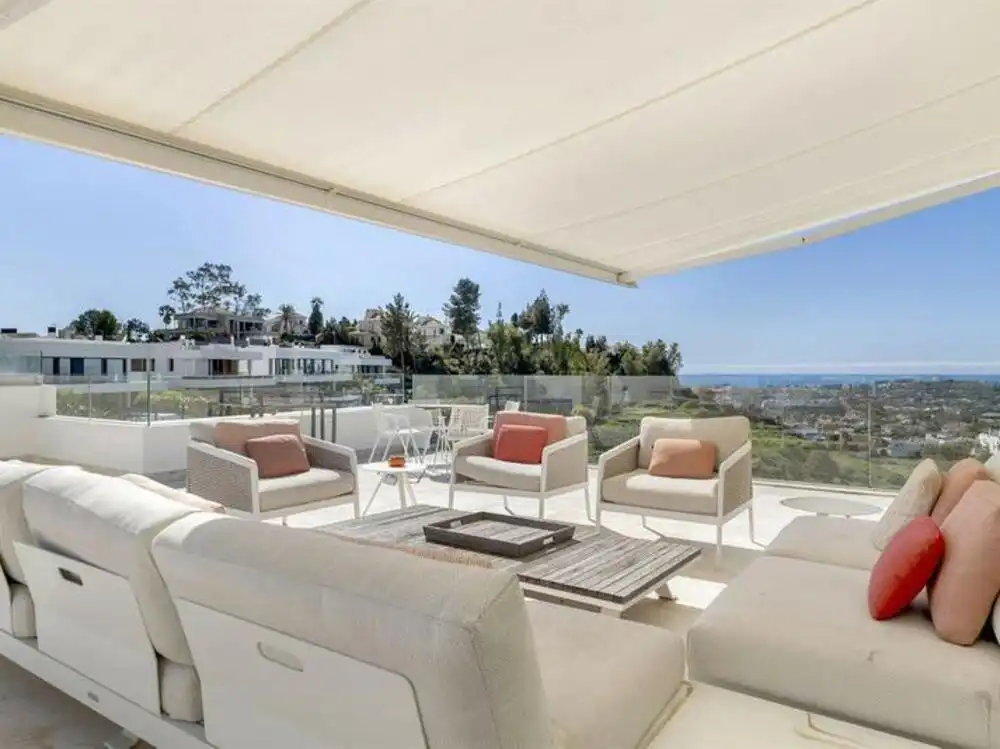 Penthouse with pool for sale in Nueva Andalucía, imagen 25