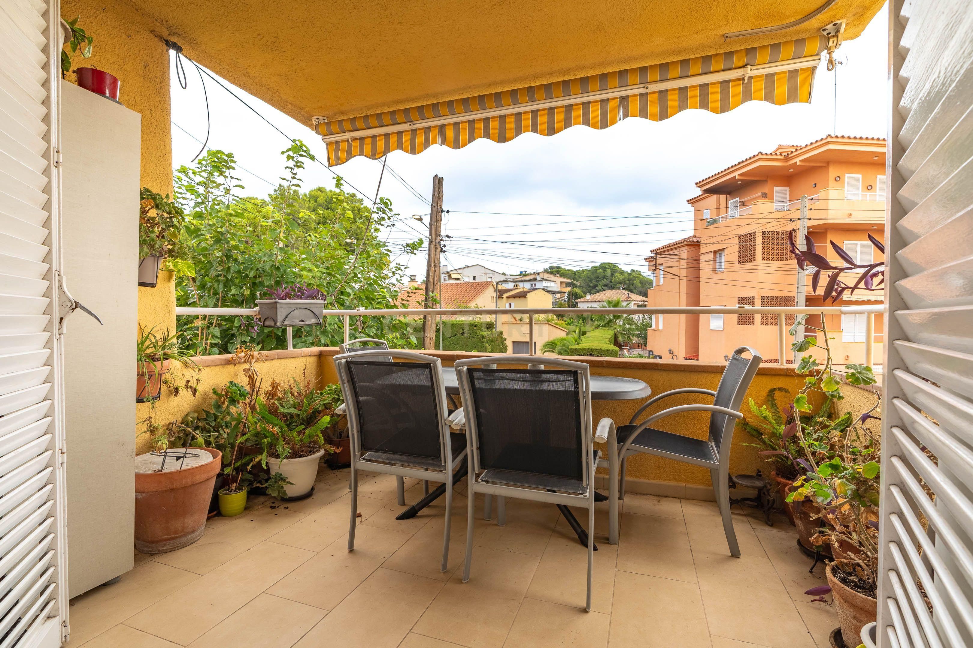 Terraza de Apartamento en venta en Creixell con Horno y Lavadora