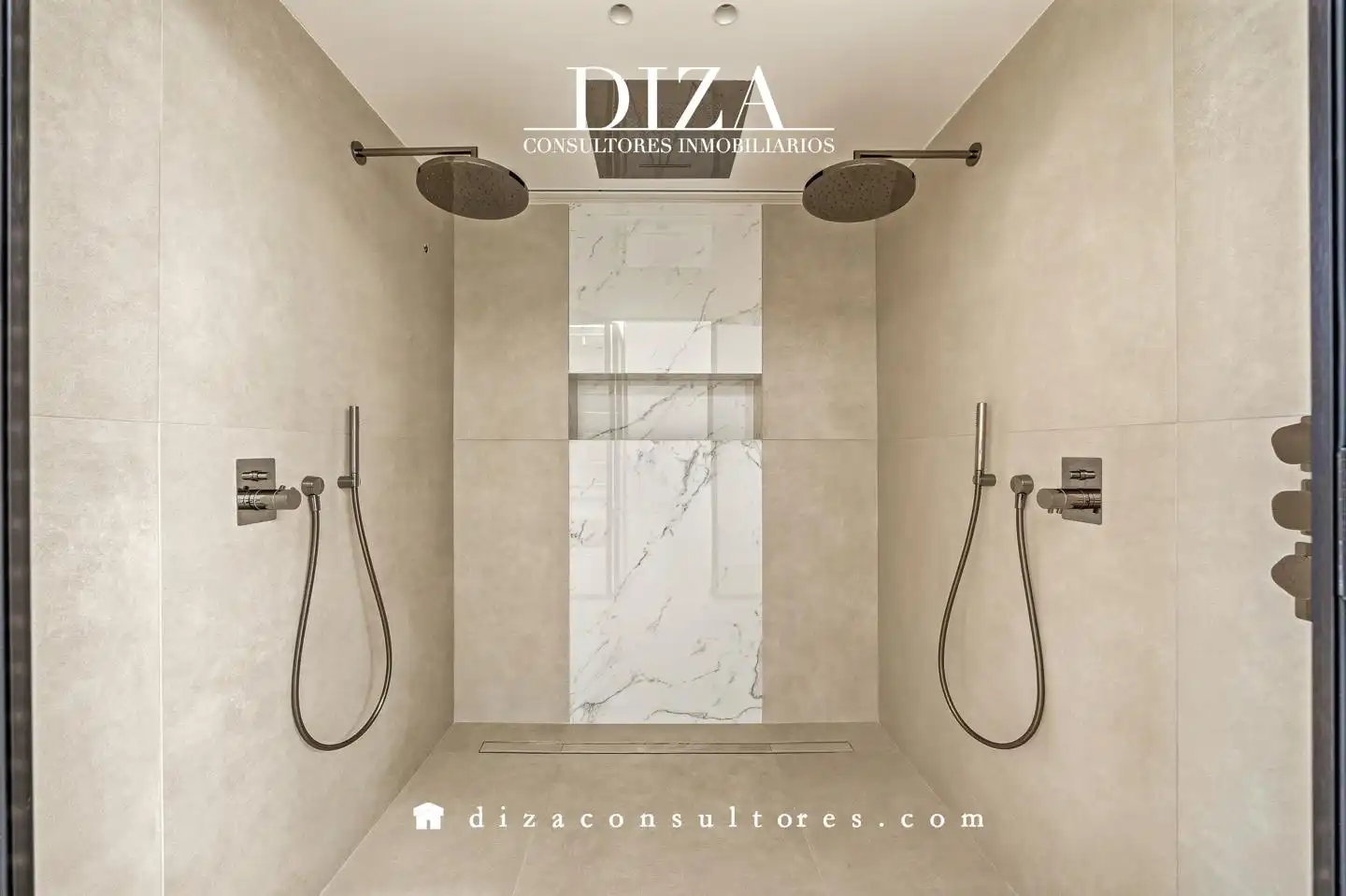 Baño de Casa o chalet en venta en Pozuelo de Alarcón con Aire acondicionado, Calefacción y Jardín privado