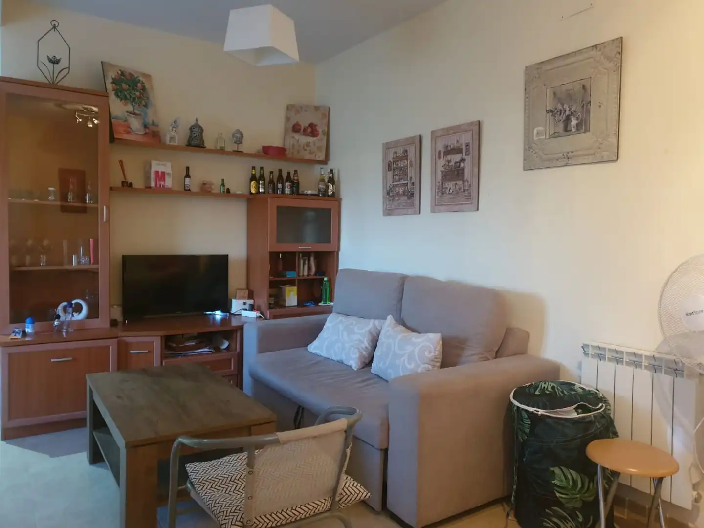 Living room of Study for sale in Valdepeñas  with Air Conditioner