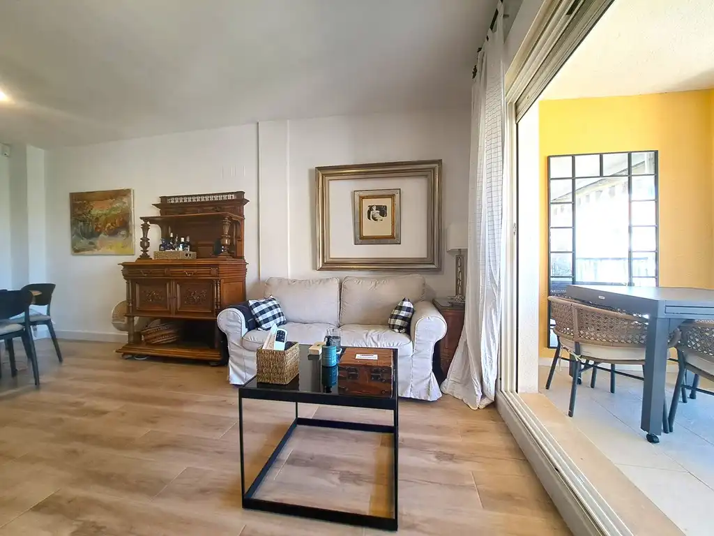 Living room of Flat for sale in Dénia  with Air Conditioner, Heating and Terrace