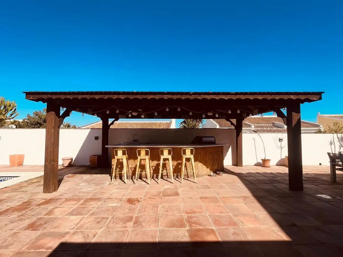 Casa amb piscina en venda a El Castillo, imagen 2