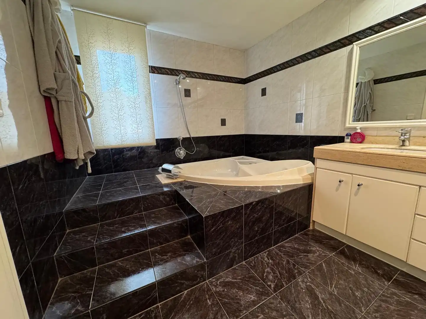 Bathroom of Houses for sale in Pallejà  with Air Conditioner, Heating and Private garden