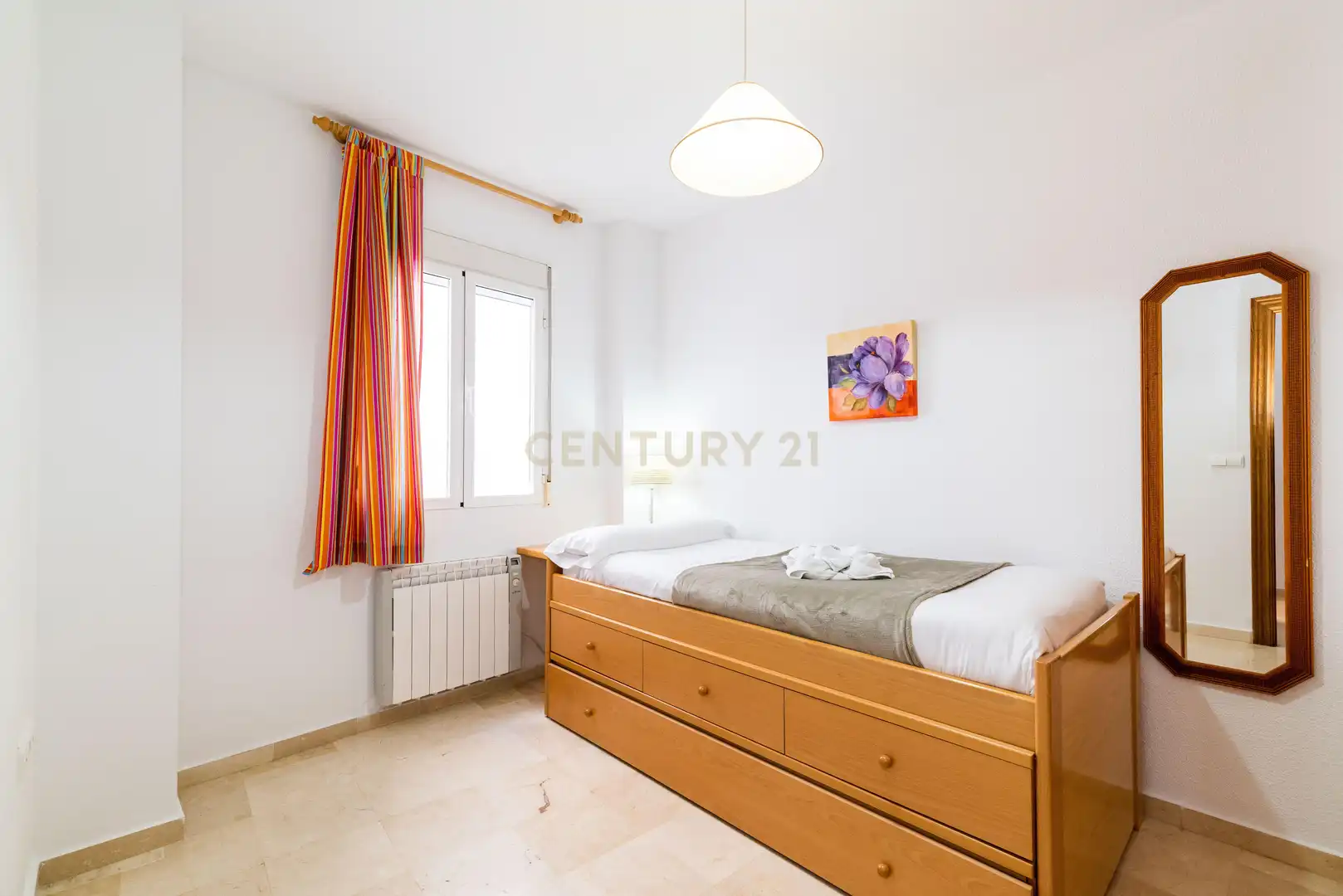 Habitación de Piso en venta en Granada con Aire acondicionado