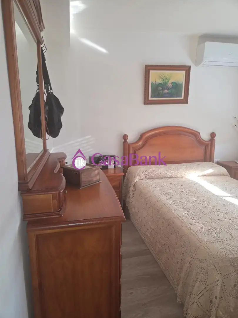 Bedroom of Flat for sale in Córdoba  with Air Conditioner and Furnished