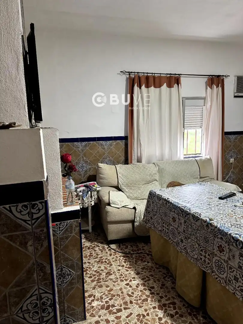 Sala d'estar de Casa o xalet en venda en Castilblanco de los Arroyos amb Traster i Moblat