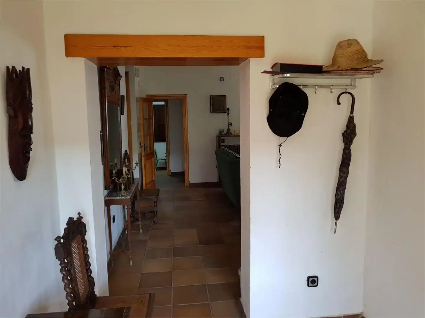Houses for sale in Barbate  with Air Conditioner, Swimming Pool and Balcony