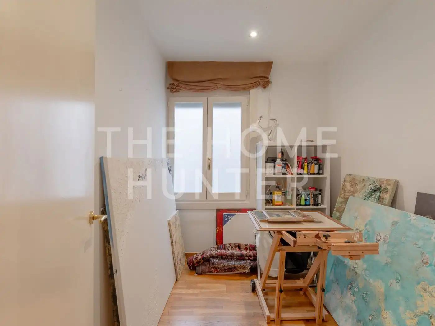 Flat for sale in Barcelona  with Air Conditioner and Heating