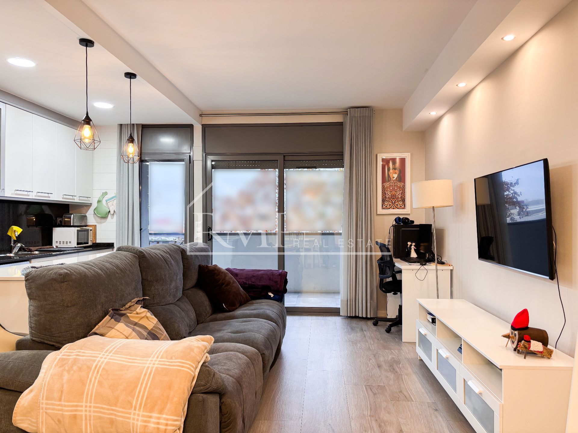 Living room of Flat for sale in  Barcelona Capital  with Air Conditioner, Heating and Terrace