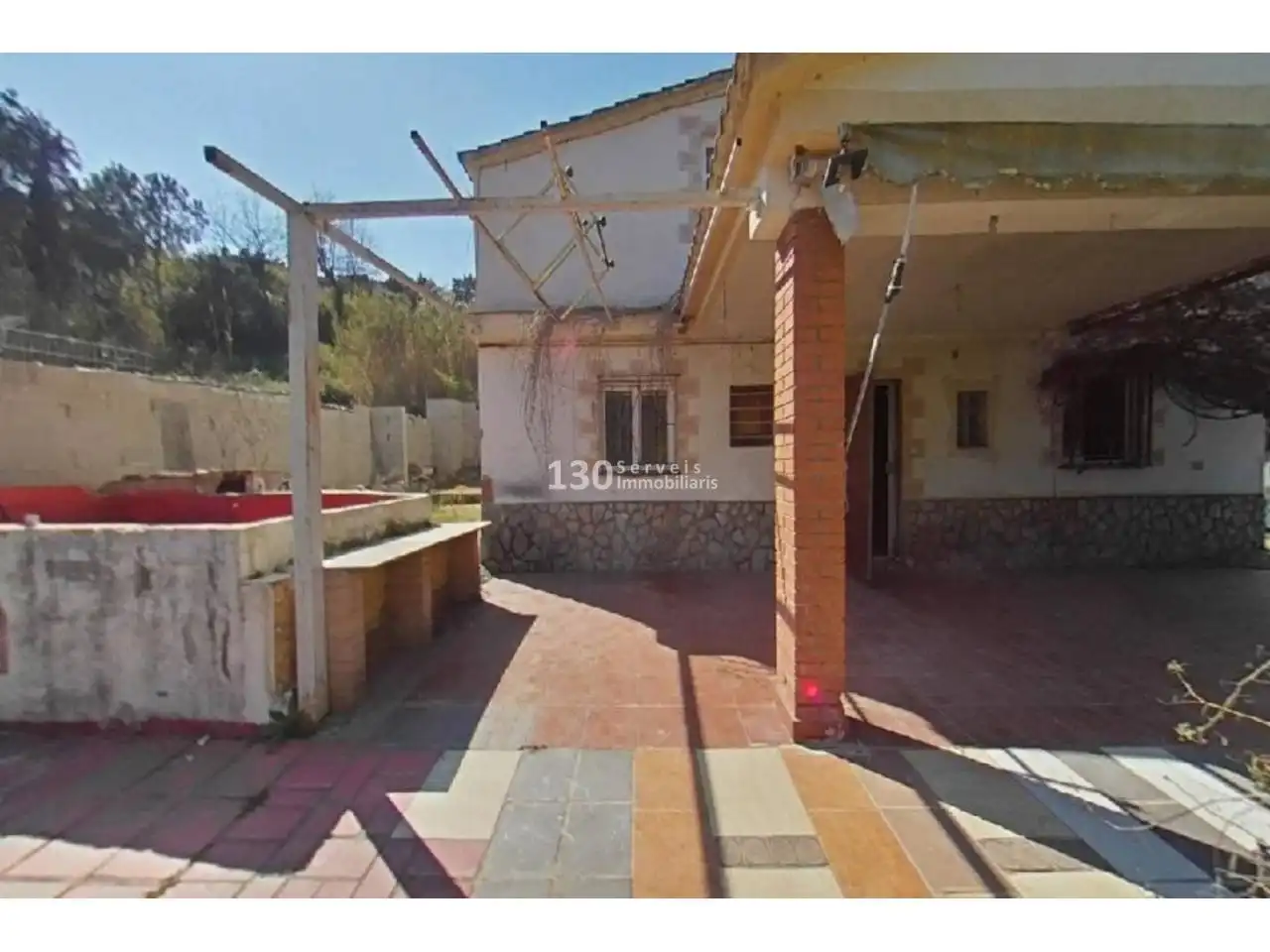 Vista exterior de Casa o xalet en venda en Massanes amb Piscina comunitària