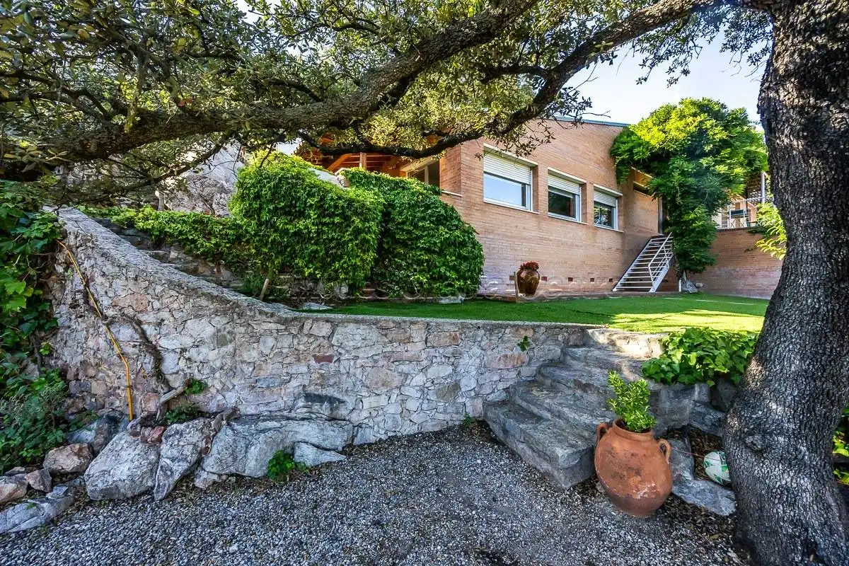 Jardí de Casa o xalet en venda en Castellar del Vallès amb Calefacció, Jardí privat i Terrassa