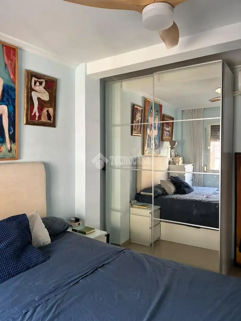 Bedroom of Flat for sale in Macarena