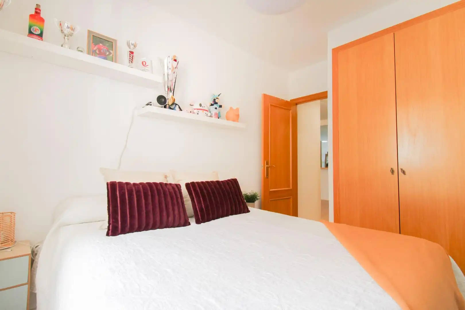 Schlafzimmer von Wohnung zum Verkauf in Benaguasil mit Klimaanlage und Alarm